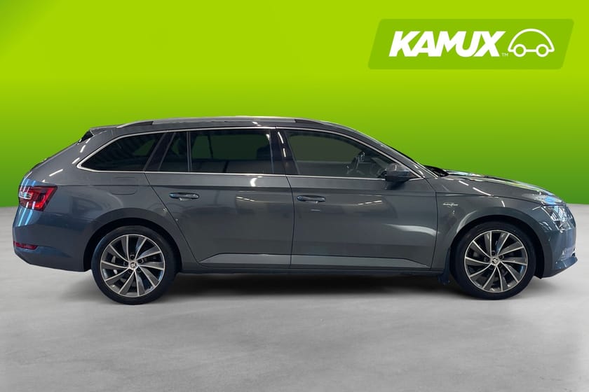 Bild 2 av Škoda Superb Kombi 2.0 TDI 4x4 L&K Navi B-Kam Canton P-Värm Drag CarPlay