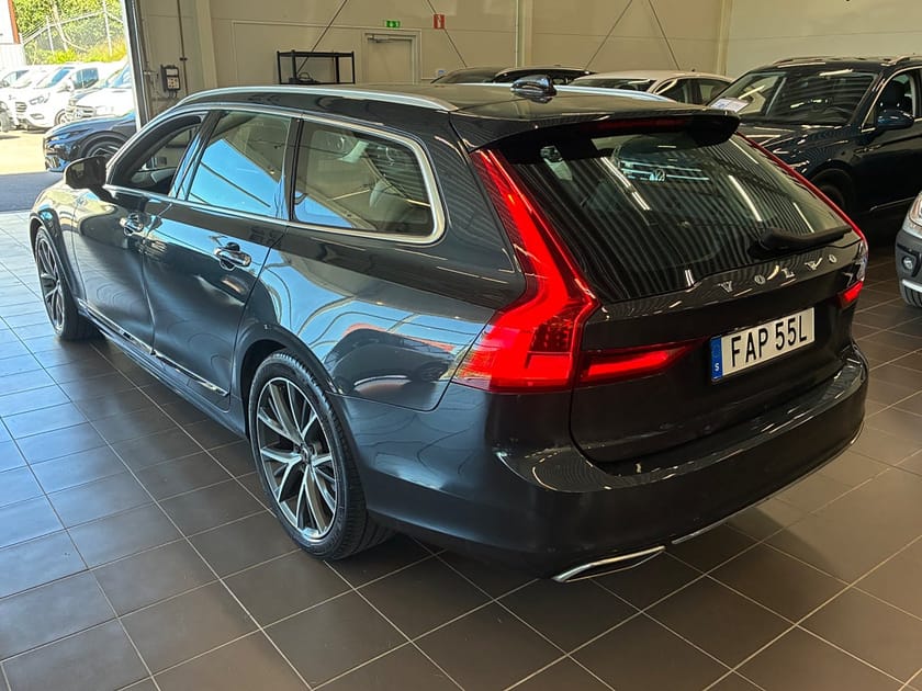 Bild 3 av Volvo V90 D4 Geartronic Inscription Nav/Läder/Drag/Kamera/Värmare