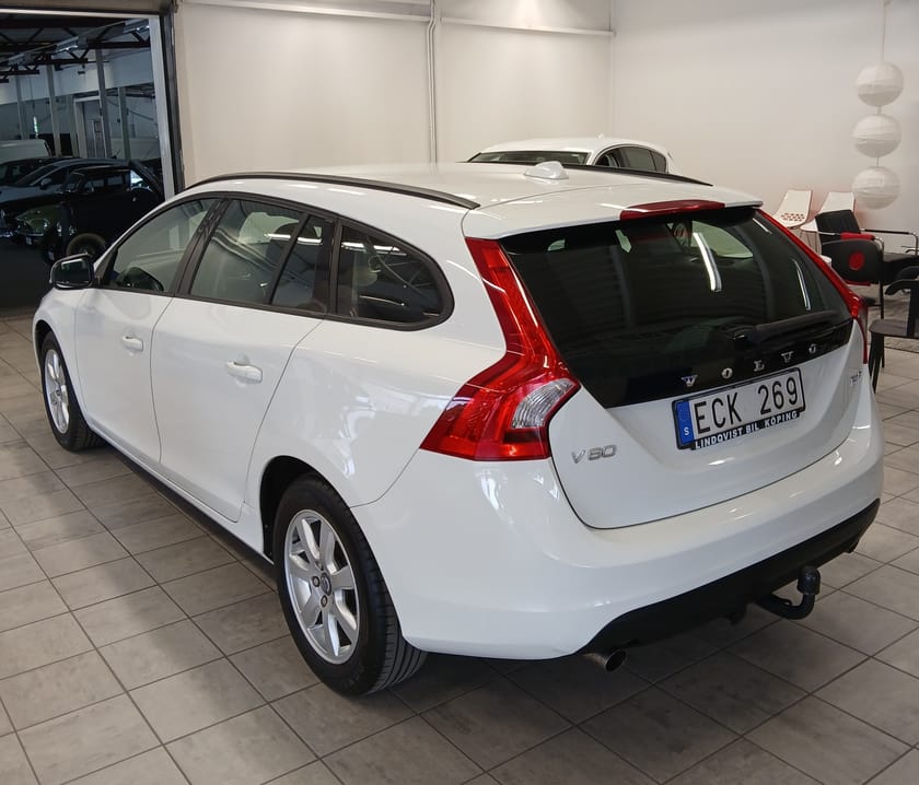 Bild 3 av Volvo V60 T4 F 11.068mil Dra 1400kg B-kort