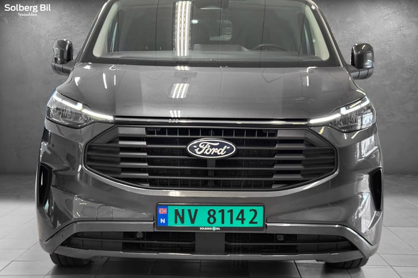 Bilde 2 av Ford Transit Custom 320 Limited 2,0l 170 HK AWD/Cruise/Kamera/Krok/Varmer