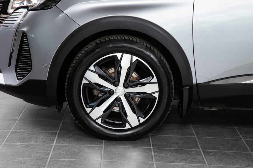 Bilde 4 av Peugeot 5008 diesel og automat.