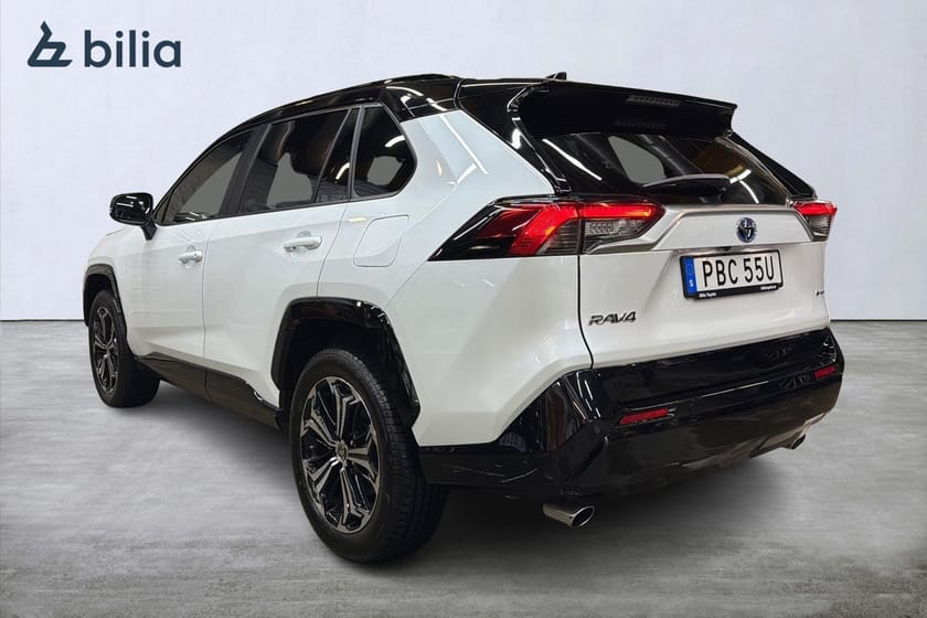 Bild 2 av Toyota RAV4 Plug-in Hybrid 2,5 LADDHYBRID AWD-I STYLE - MOMS