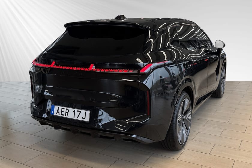 Bild 4 av Lynk & Co 08 PHEV More Massage Panorama 360Kamera