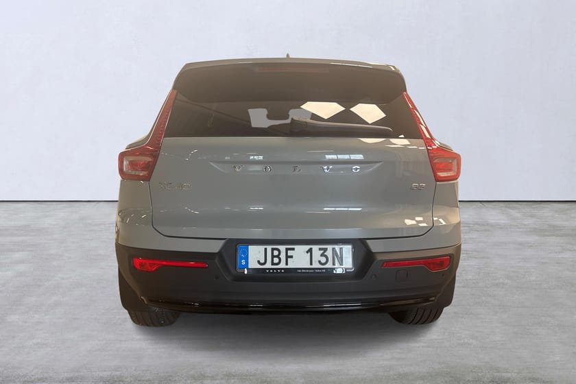 Bild 5 av Volvo XC40 B3 FWD Bensin Plus Dark