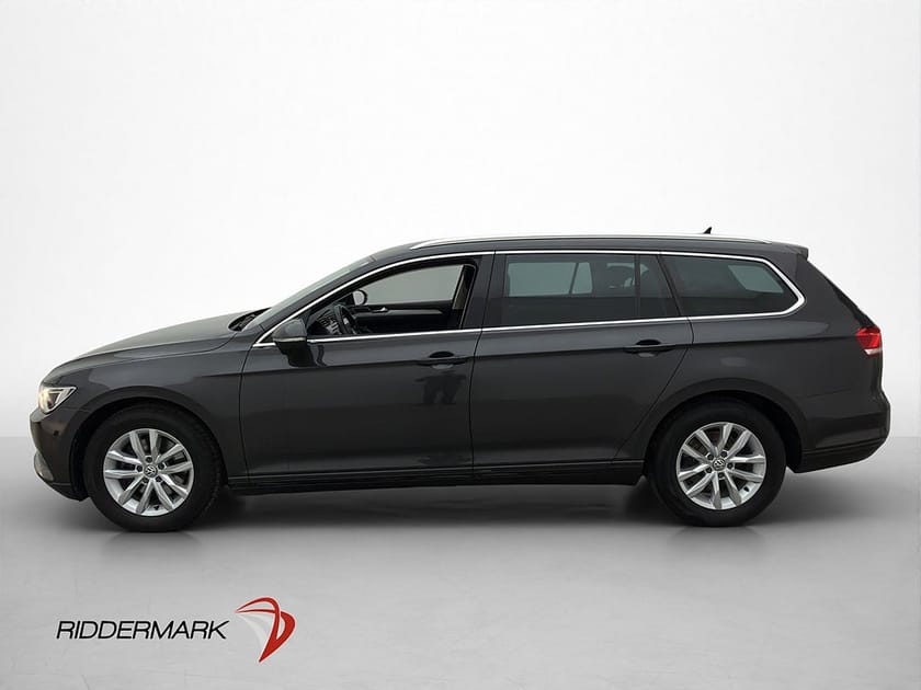 Bild 4 av Volkswagen Passat Sportscombi SC 1.5 TSI 150hk Cockpit B-Kamera Carplay
