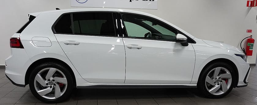 Bild 5 av Volkswagen Golf GTE 1.4 TSI RATTVÄRME/LÅGMILARE/P-SENSORER/CARPLAY
