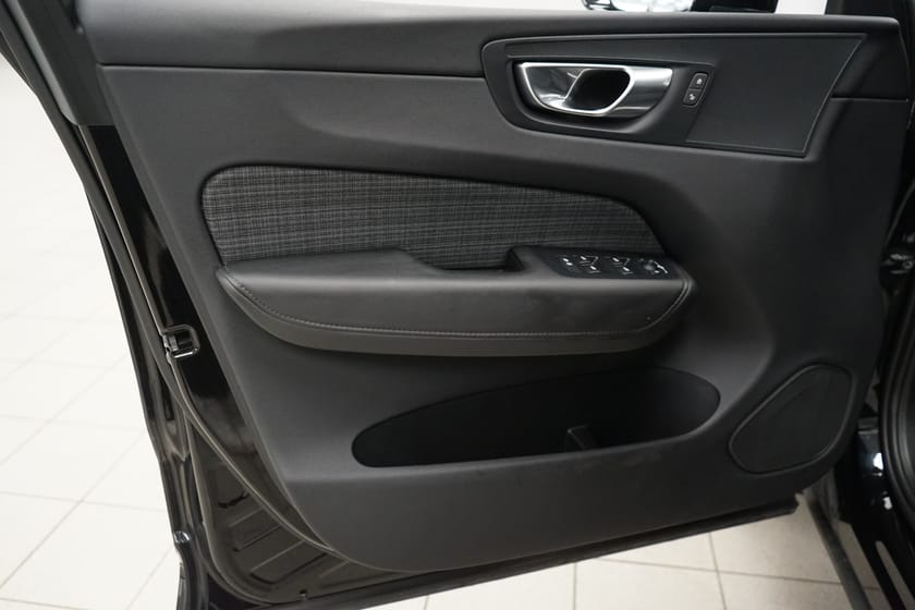 Bild 5 av Volvo XC60 Recharge T6 II Core Edition | Drag |