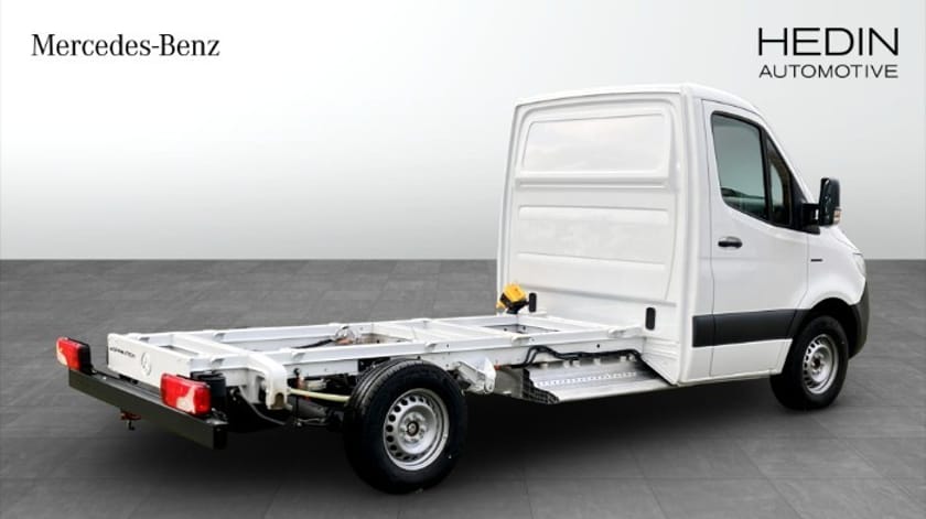 Bild 5 av Mercedes-Benz eSprinter 414 Chassi 81 kWh EH A2 PRO | Lagerbil