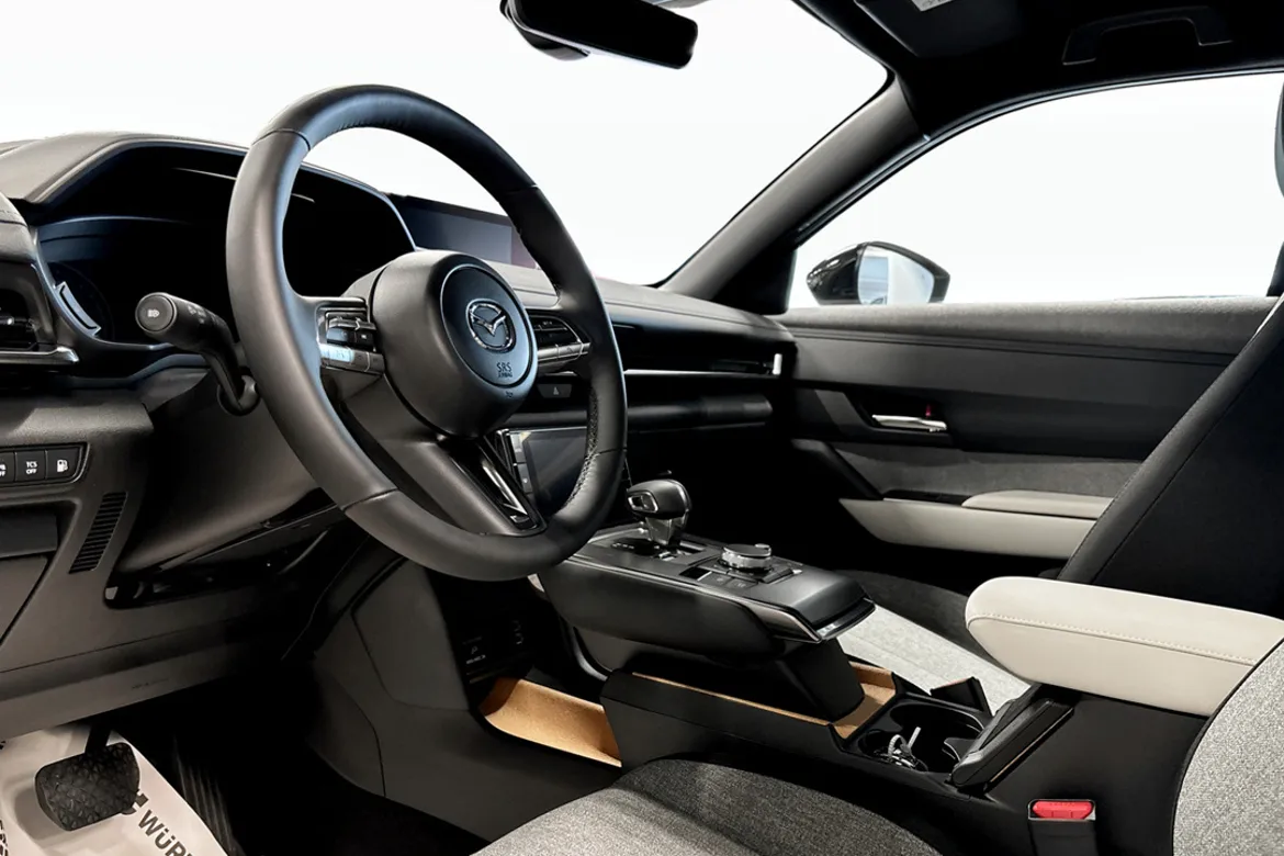 Mazda MX-30 e-Skyactiv R-EV