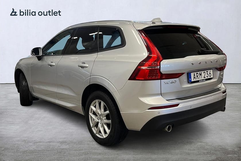 Bild 5 av Volvo XC60 D4 AWD Momentum SE 190hk Drag Värmare Navi Kamera