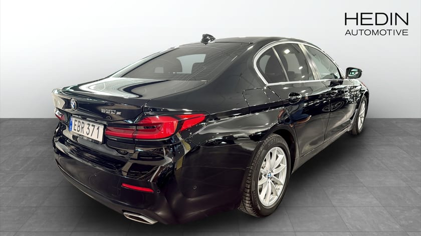 Bild 3 av BMW 530e Sedan Steptronic / Navigation