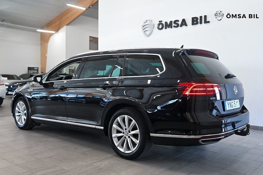 Bild 5 av Volkswagen Passat Variant GTE 1.4 TSI Executive Kamera Drag 218hk
