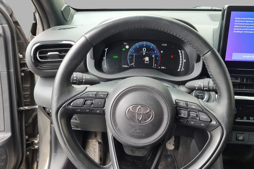 Bilde 5 av Toyota Yaris Cross Hybrid 115 AWD-i Active - LED - Adaptiv cruise - Ryggekam.