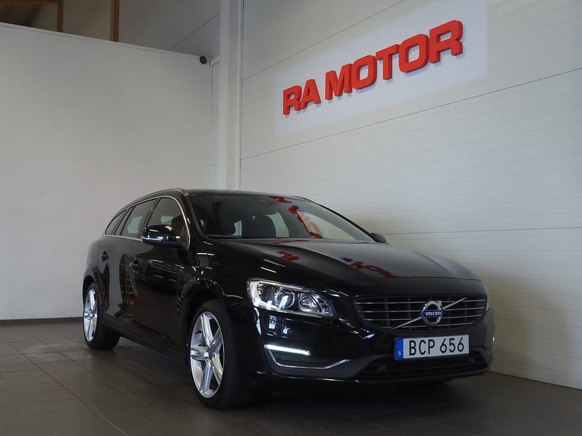 Bild 1 av Volvo V60 D4 Geartronic 190hk Aut Summum VOC D-Värm Läder