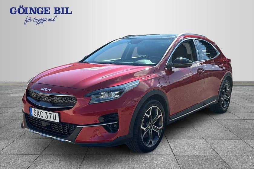 Bild 1 av Kia XCeed Plug-in Hybrid PHEV Plus 2 /Skinn/ Panorama/ Elstol/ Ventilerade stolar/