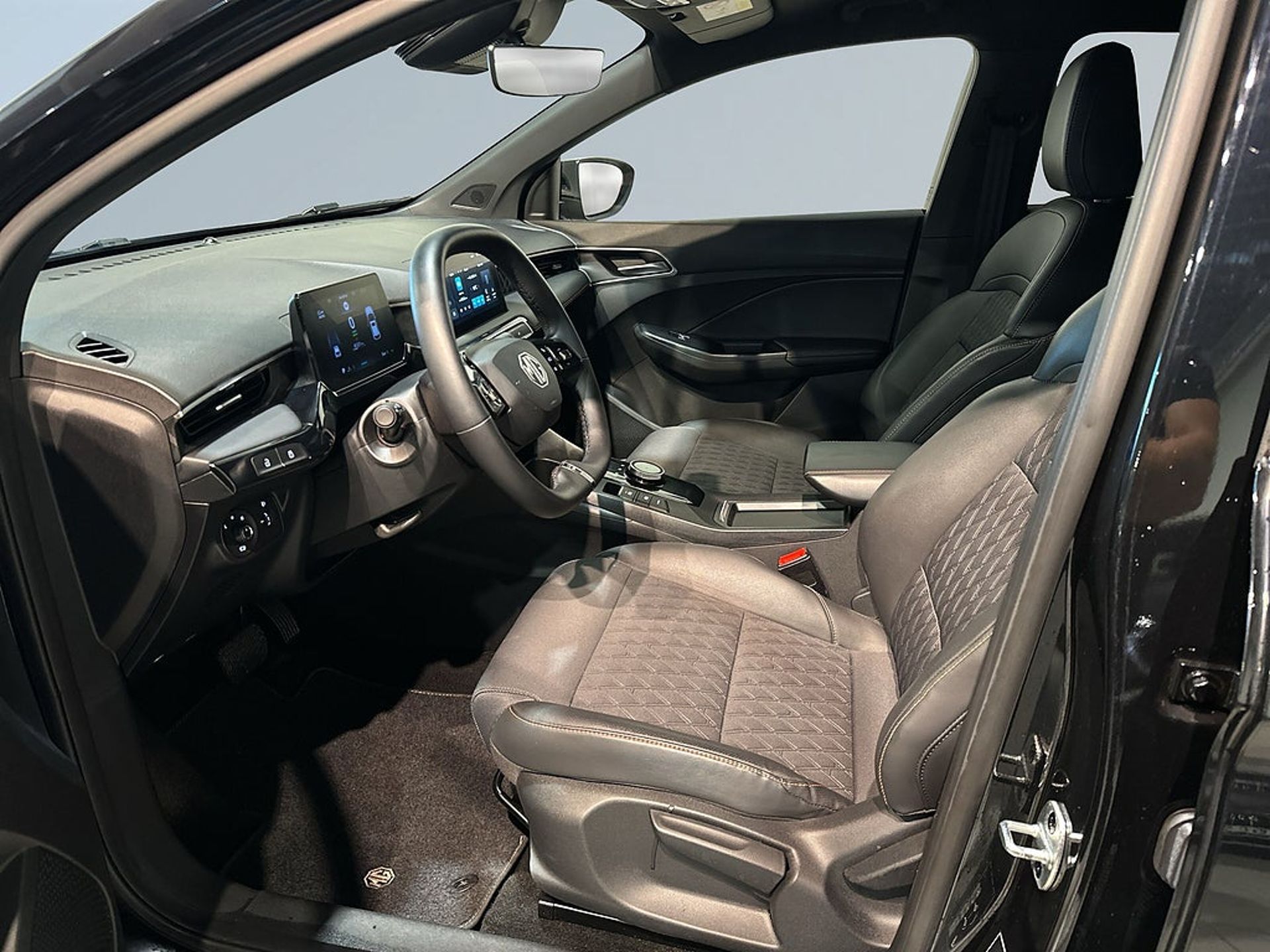 MG MG3 Hybrid+ Luxury 2024, kuva 7/10