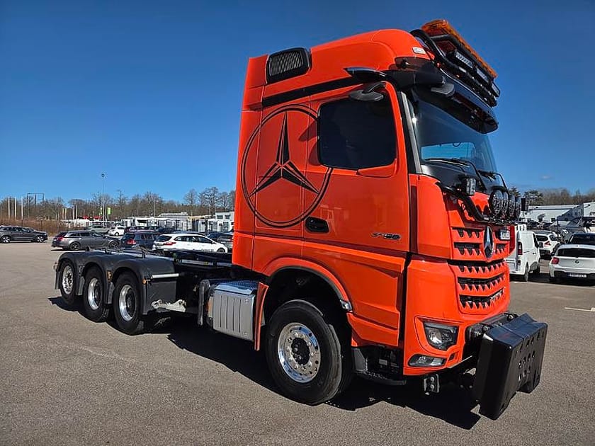 Bild 3 av Mercedes-Benz Trucks Arocs