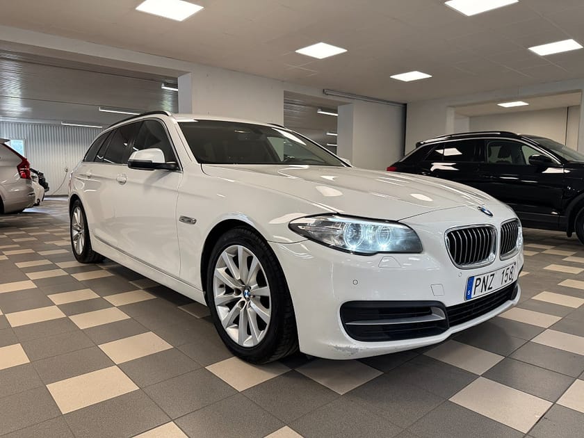 Bild 4 av BMW 520d xDrive Touring Steptronic Helskinn