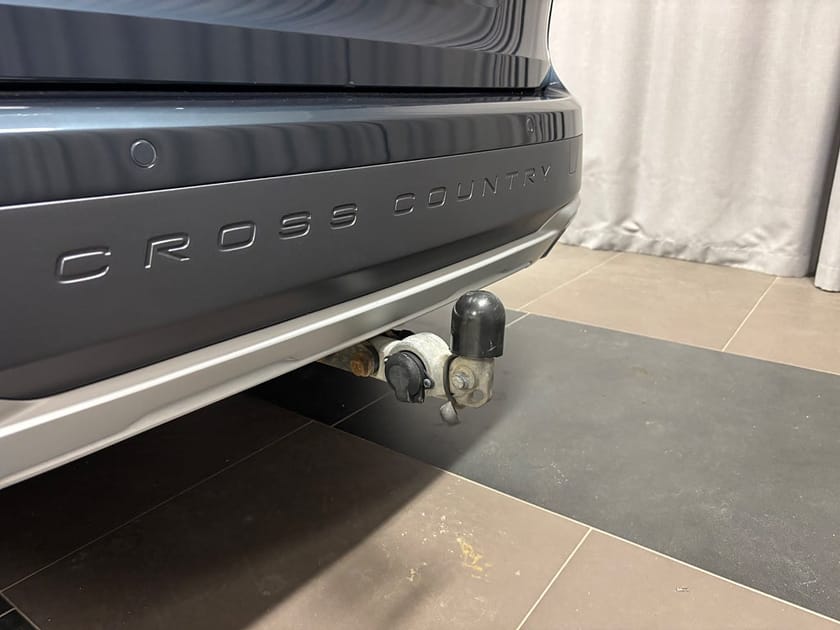 Bild 4 av Volvo V90 Cross Country D4 AWD Läder Drag