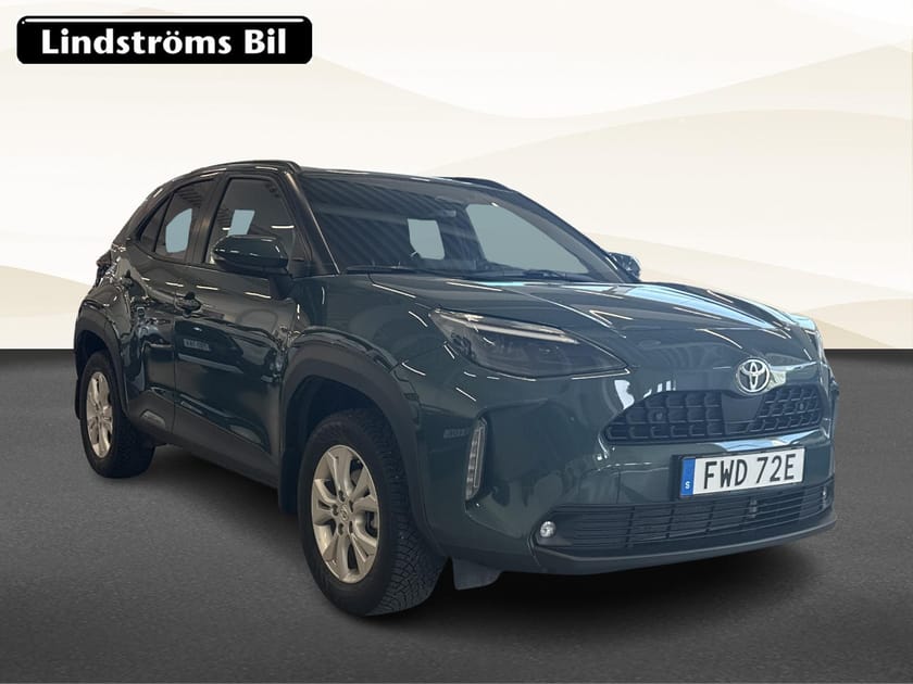 Bild 3 av Toyota Yaris Cross Hybrid 130 AWD-i 1,5 Active Plus Säkerhetspaket Moms Vhjul