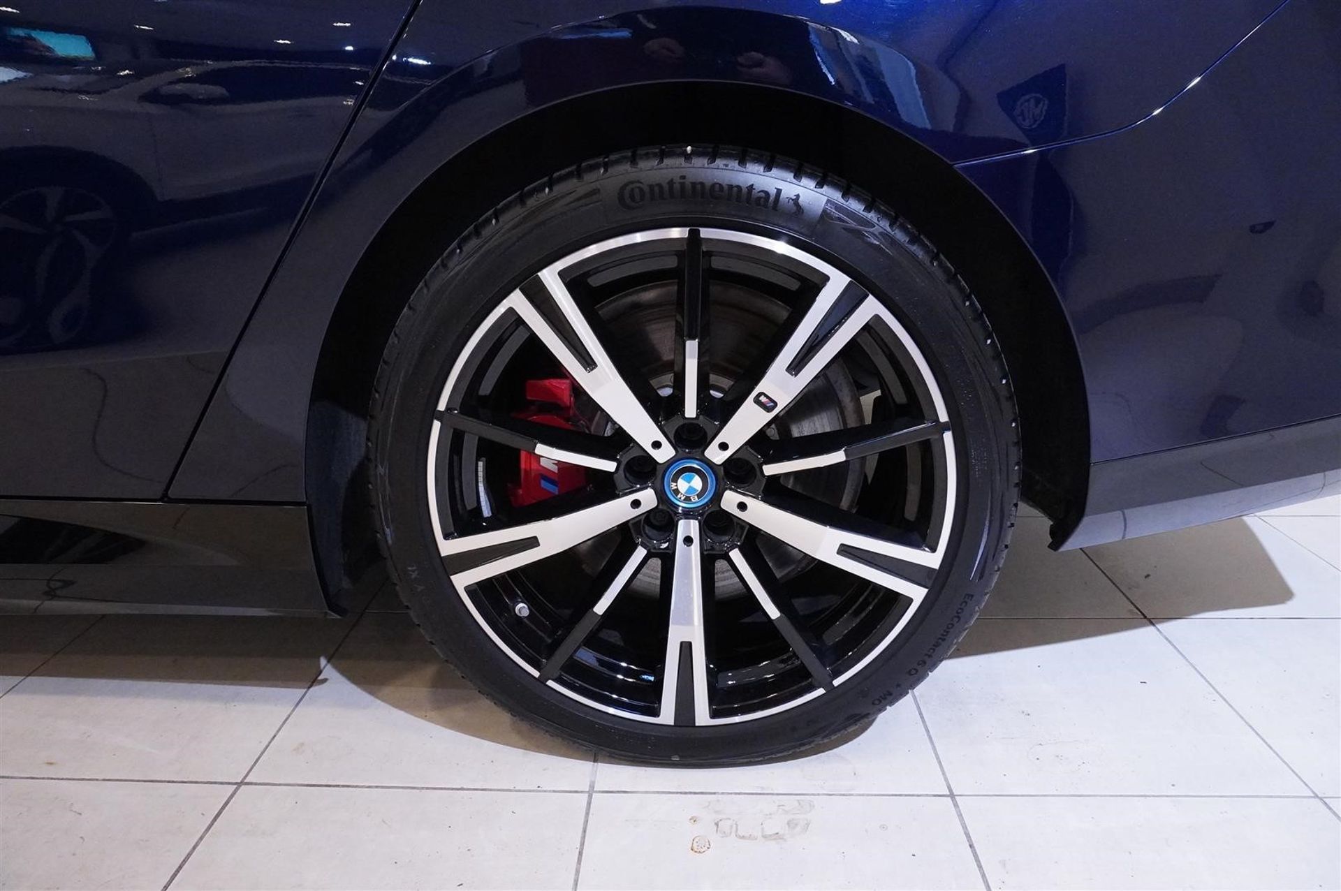 BMW 550 2024, kuva 7/10