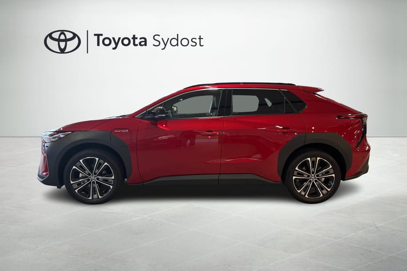 Bild 3 av Toyota bZ4X