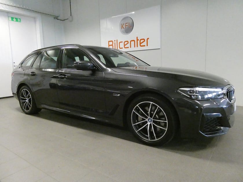 Bild 4 av BMW 530e xDrive Touring M Sport Drag-Navi-Värmare-Kamera-Rattvärme-SoV