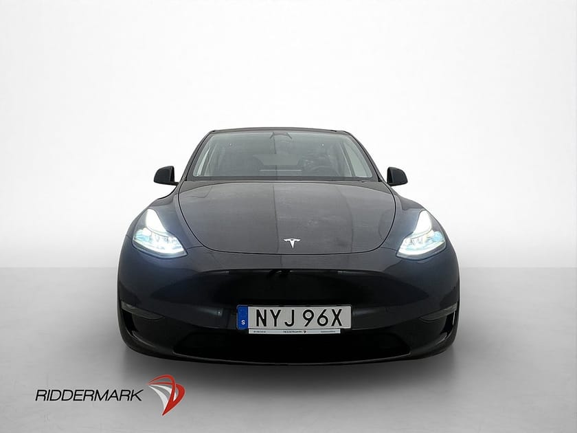 Bild 3 av Tesla Model Y Long Range AWD Pano Drag Kamera Skinn AP  Navi