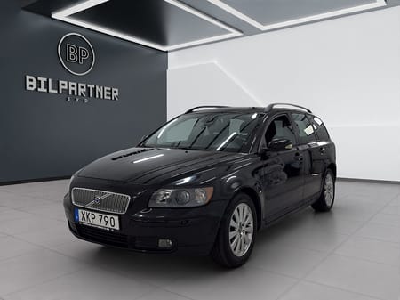 Volvo V50 2.4i Geartronic Kinetic/Ny Besiktad/Kamrem bytt/2 Bruk