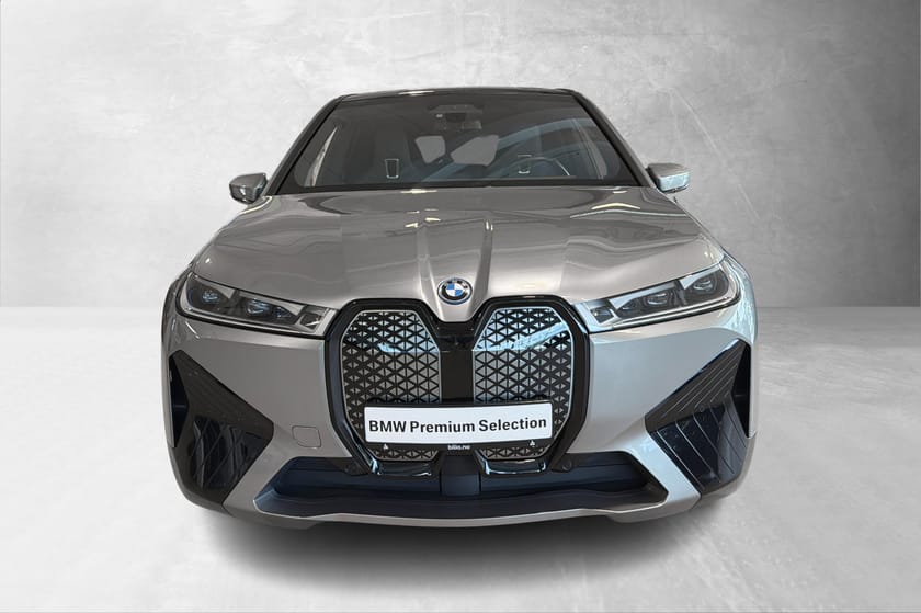 Bilde 2 av BMW iX xDrive50 Luft Sving H/K Laser Skylounge Krok