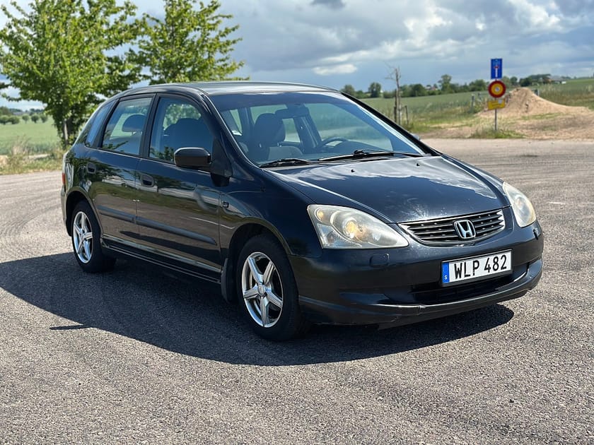 Bild 2 av Honda Civic 5-dörrar 1.6 Euro 4 AUTOMAT