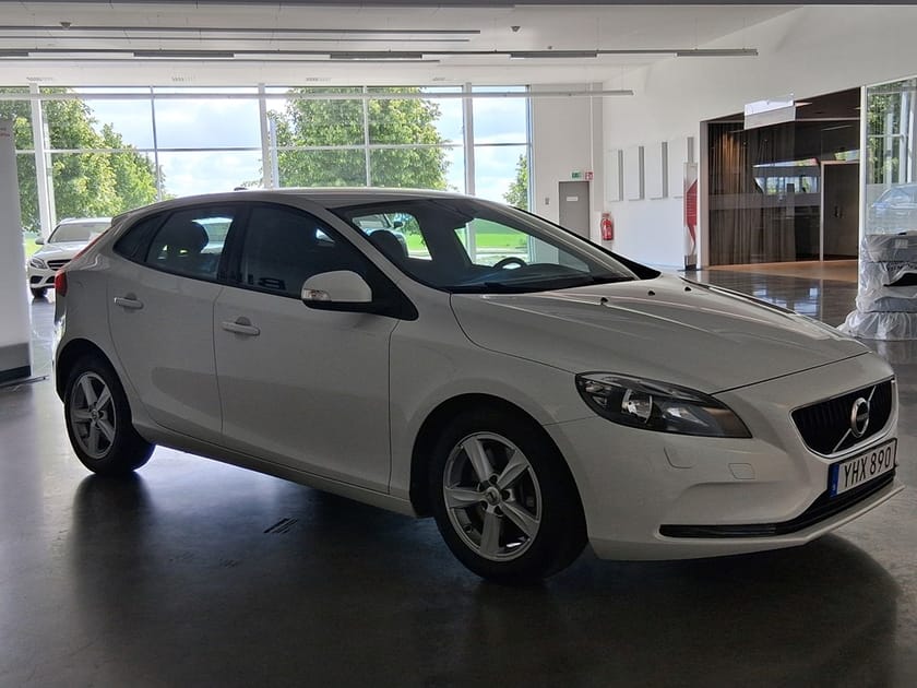 Bild 2 av Volvo V40 T2 Kinetic 122 hk Automat