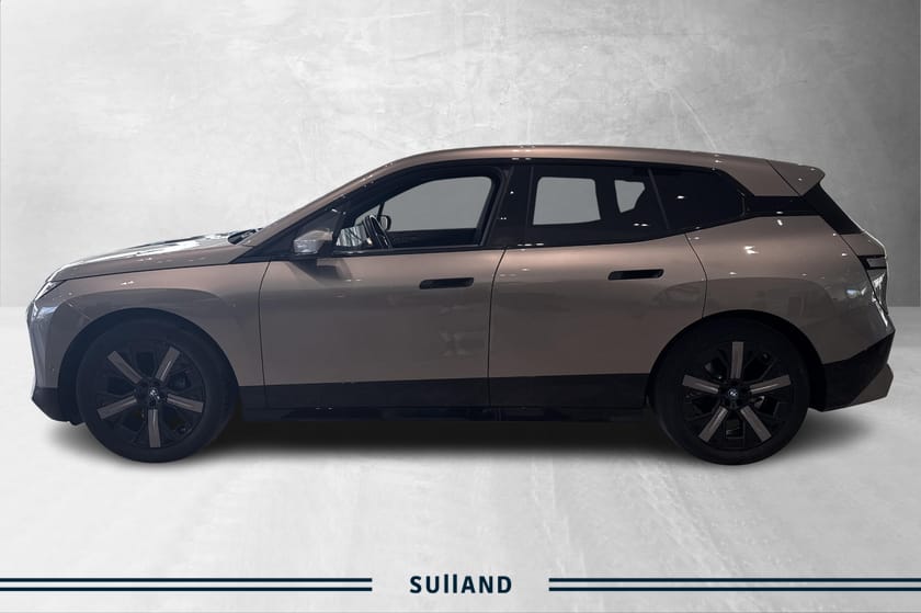Bilde 2 av BMW iX xDrive40 Fully Charged | Multi.seter | Harman | BSI