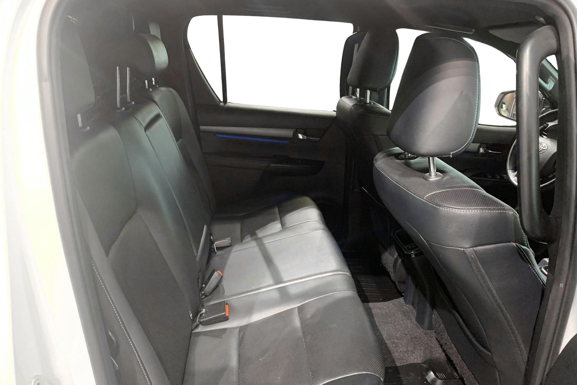 Toyota HiLux Dubbelhytt 2.8 AWD 2023, kuva 7/12