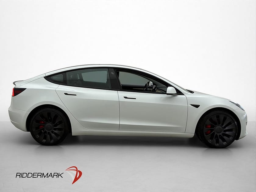 Bild 5 av Tesla Model 3 Performance Autopilot MOMS Svensksåld