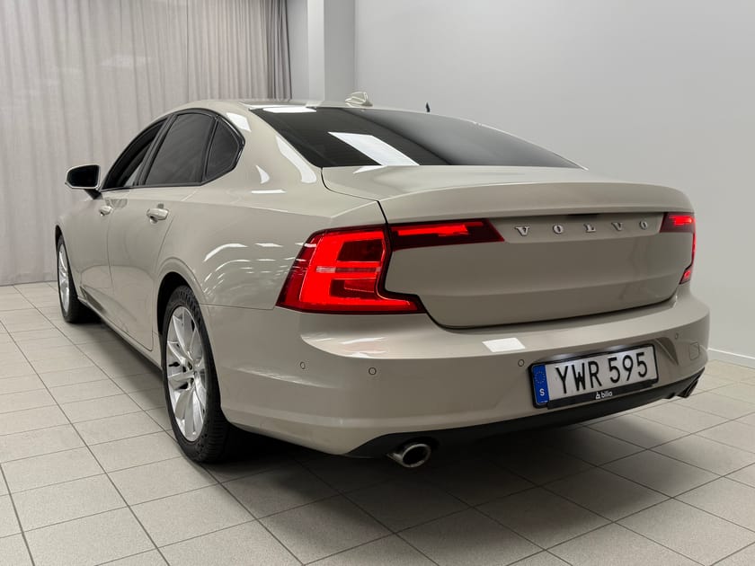 Bild 3 av Volvo S90 D4 AWD Edition