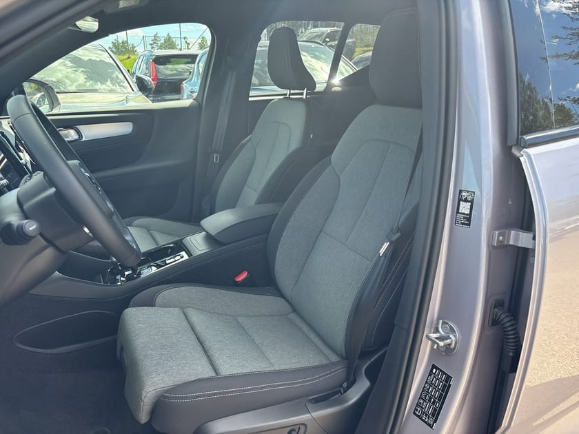 Bild 5 av Volvo XC40 B3 FWD Bensin Plus Dark