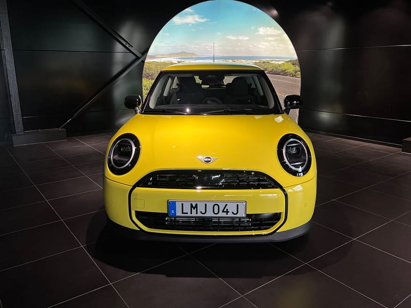 Bild 2 av MINI Cooper C 3dr Essential Trim Paket S Fri Service *