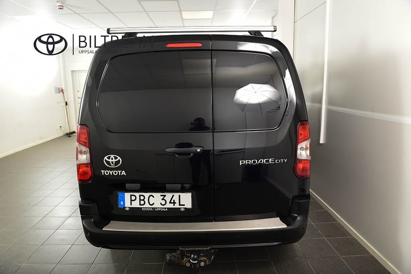Bild 5 av Toyota ProAce City Long 1.5D Auto Comfort Drag D-värmare Vinterhjul