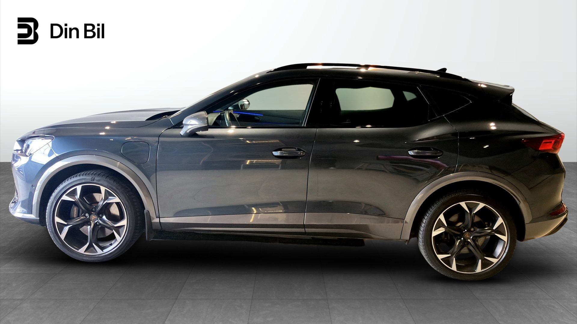 Cupra Formentor VZ 1.4 E-HYBRID 245HK 2024, bild 2/12