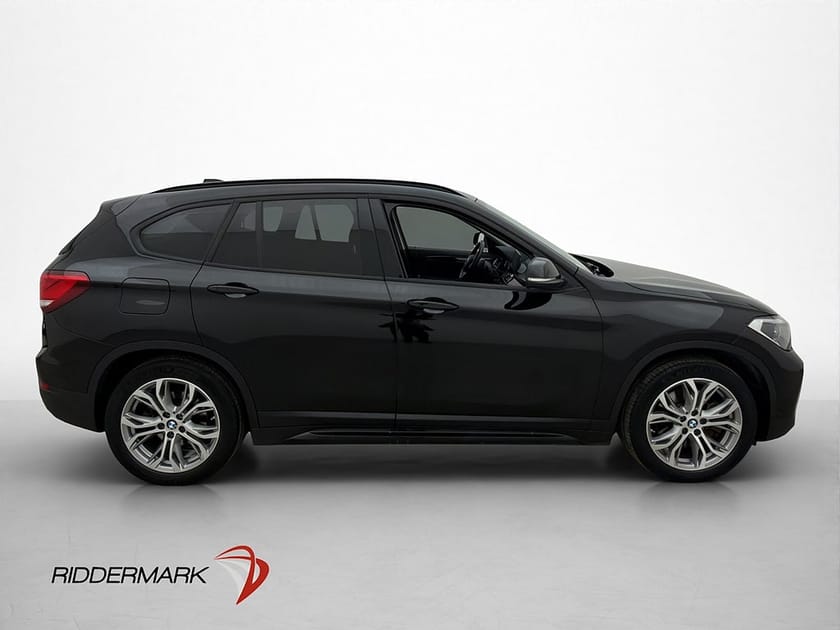 Bild 4 av BMW X1 xDrive25e 220hk Pano Head-up Drag HiFi Navi