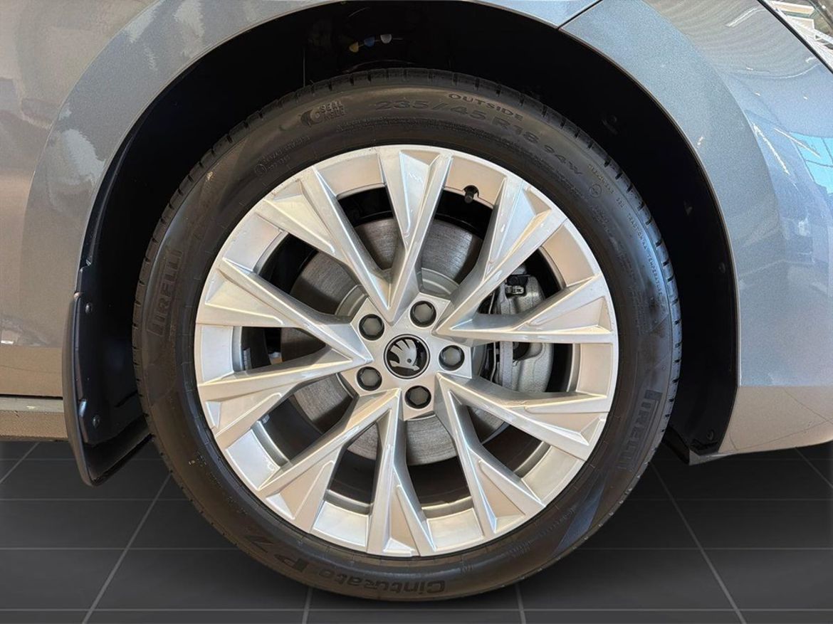 Škoda Škoda Superb iV Kombi — bild 9
