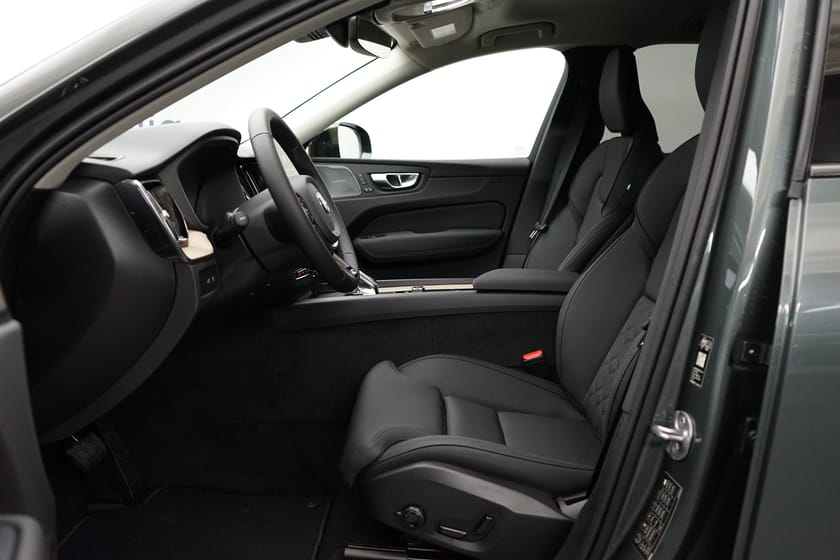 Bild 4 av Volvo XC60 T6 Plus Dark Nordic Edition