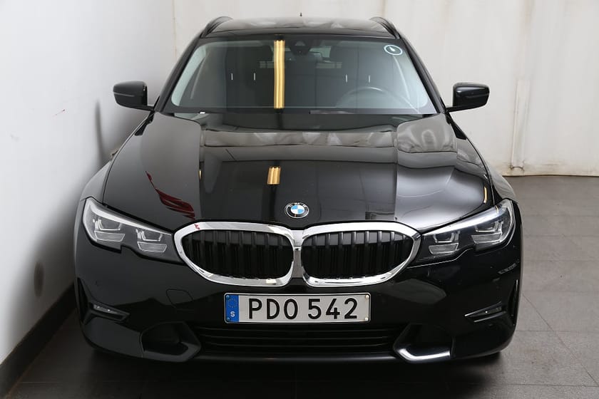 Bild 5 av BMW 330e Touring Plug-in 292hk Sport Line Aut Drag