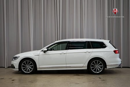 Volkswagen Passat Sportscombi 2.0 TDI 4M GT R-line Executive Dvärm Drag Kamera Rattvä