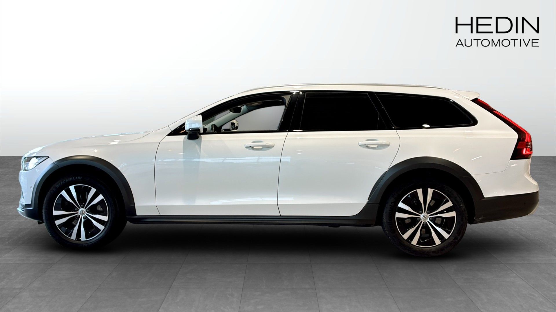 Volvo V90 Cross Country B4 AWD 2024, bild 6/13