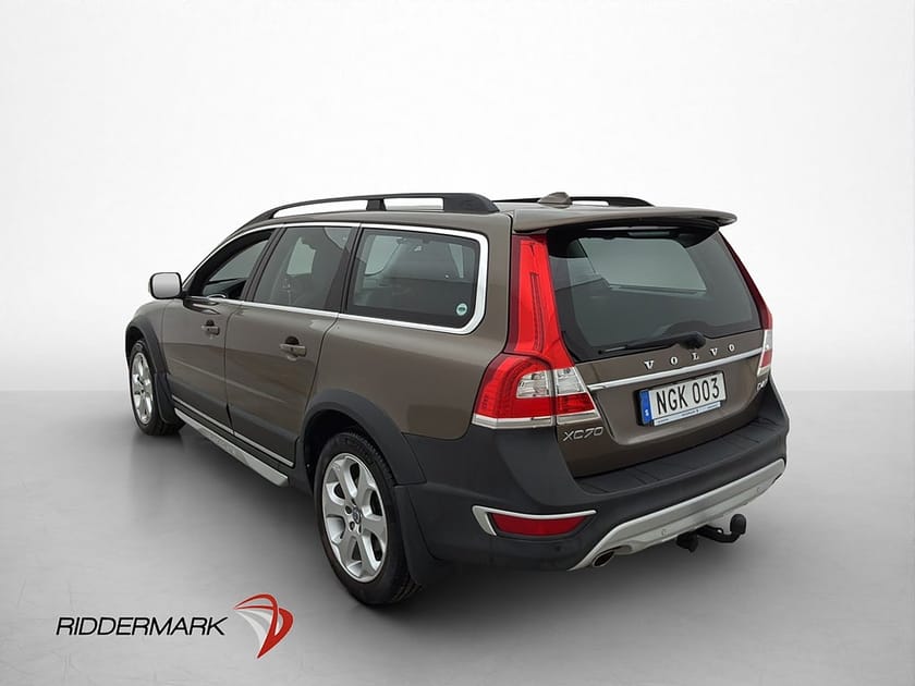 Bild 5 av Volvo XC70 D4 AWD Classic Summum Värmare Adaptiv Skinn Drag