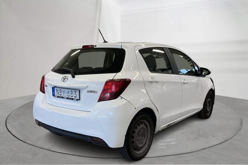 Bild 5 av Toyota Yaris 1.33 5dr (100hk) Reparationsobjekt