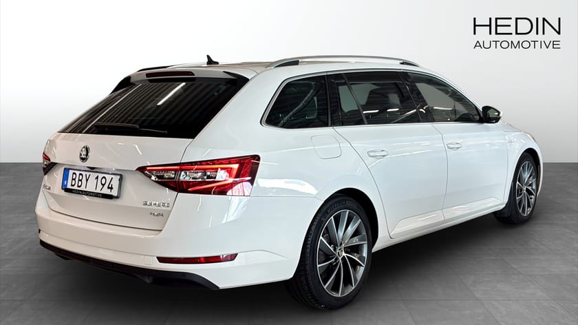 Bild 2 av Škoda Superb Kombi 4X4 190HK-D-VÄRMARE-DRAG