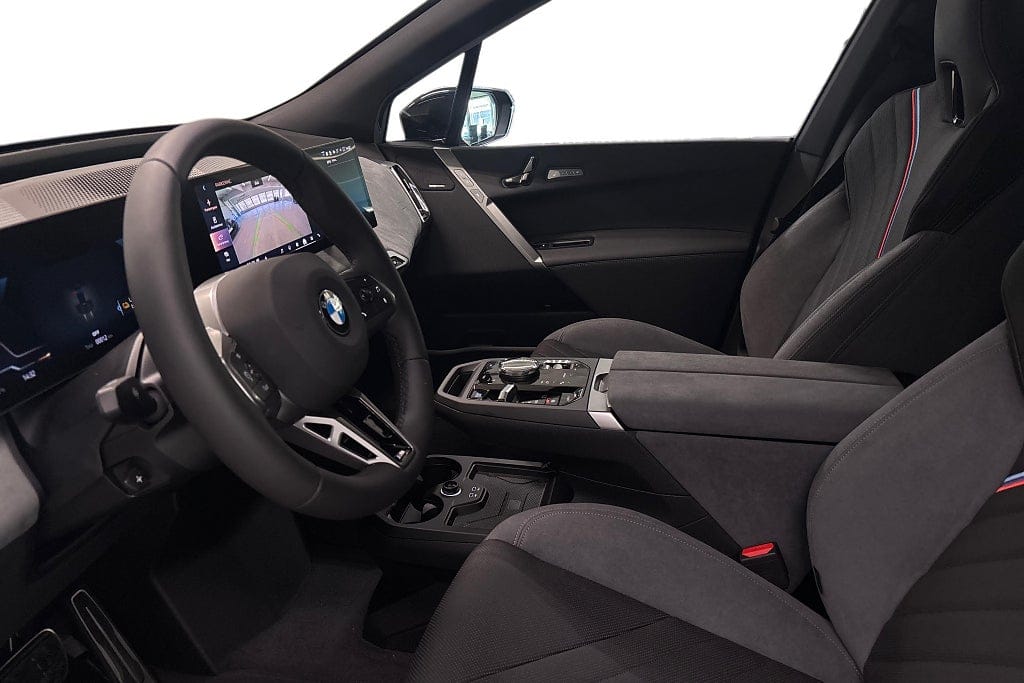 BMW iX xDrive60, 544hk, 2026
